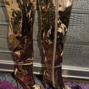 Over the knees open toe